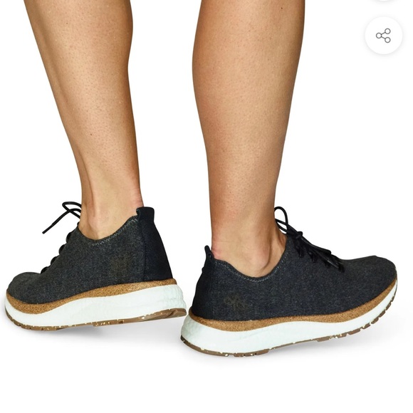 OTBT | Courier Wool Blend Women's Sneakers - Size 7.5 7 1/2 - Picture 8 of 8